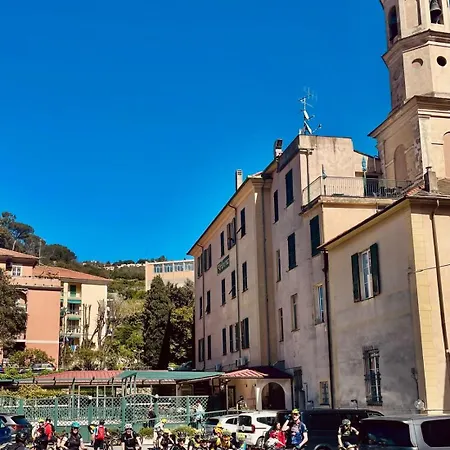 Otel Florenz 2*