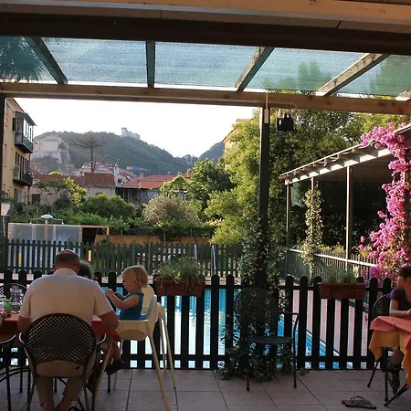 Florenz Finale Ligure