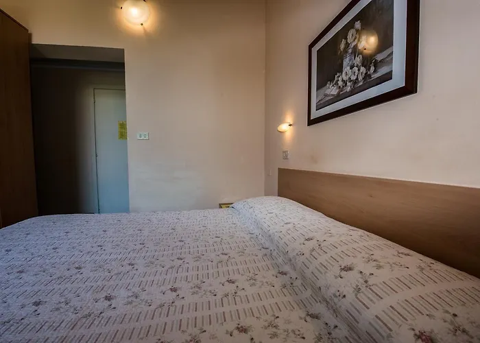 Отель Florenz Финале Лигуре