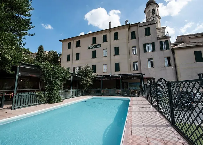 Florenz Финале Лигуре